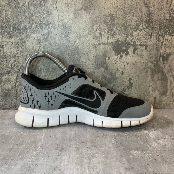 Nike Free Run 3 Running Shoes Womens sz 8 - black/grey - Picture 3 of 7